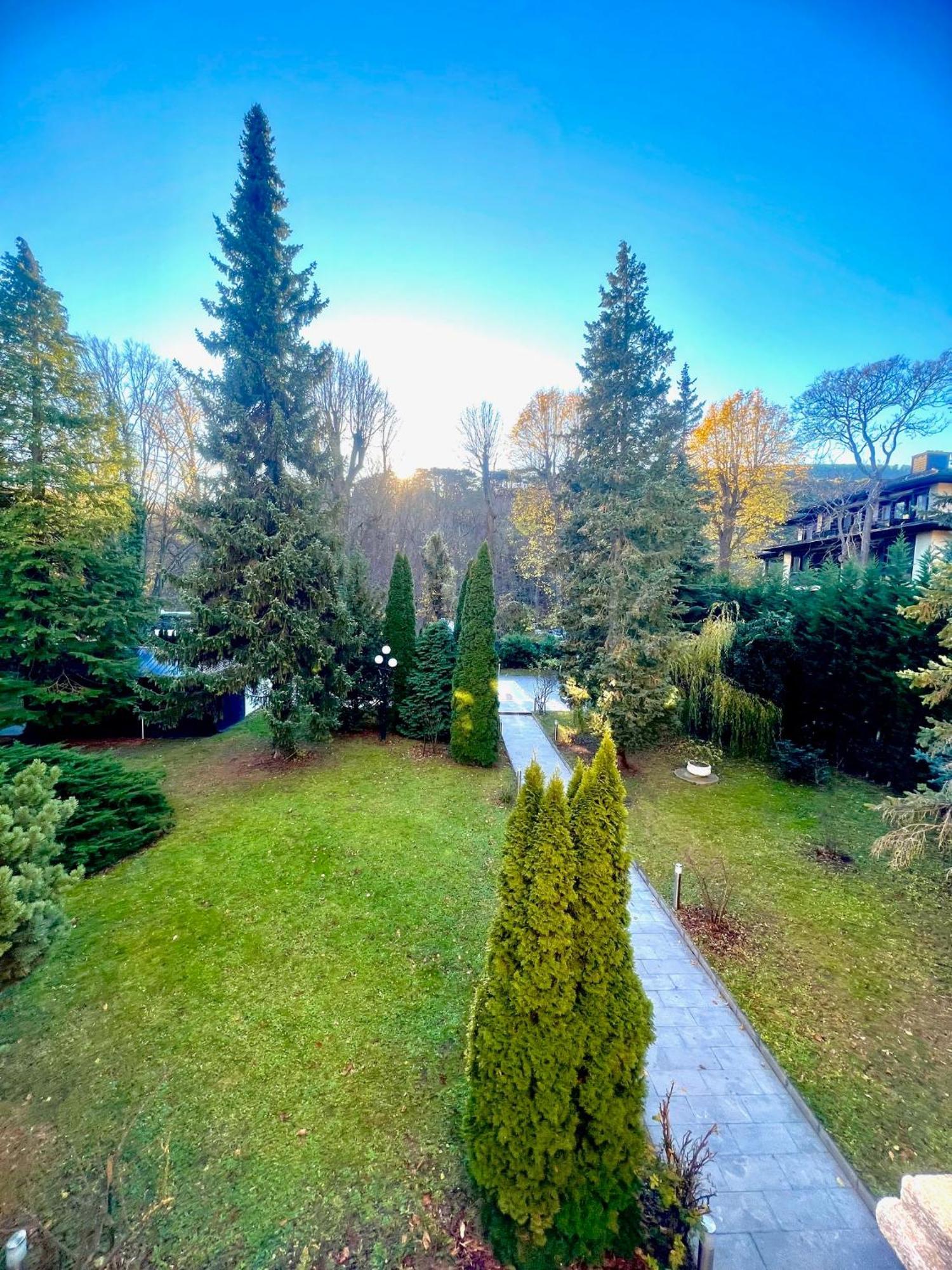 Wienerwald Residenz Baden Extérieur photo