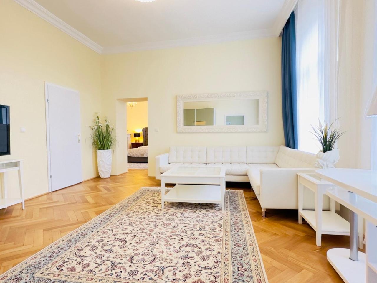 Wienerwald Residenz Baden Extérieur photo